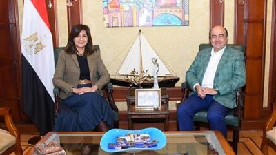 وزيرة الهجرة تستقبل نائب رئيس مجلس إدارة مجموعة شركات فاركو للأدوية لبحث التعاون المشترك