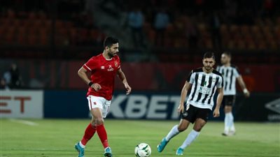 الأهلي يضع قدما في نهائي أبطال إفريقيا برباعية بشباك وفاق سطيف