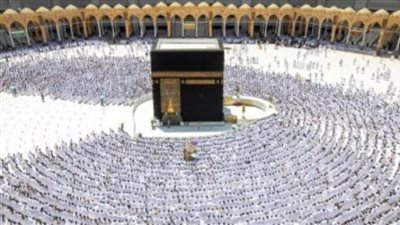 السعودية: أكثر من 1.5 مليون معتمر هذا العام بينهم 100 ألف مصرى