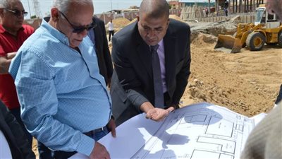 محافظ بورسعيد يتابع سير العمل في إنشاء مصنع انتاج الغازات جنوب بورسعيد