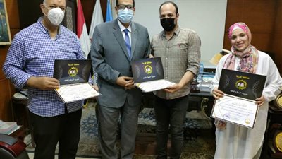 وكيل تعليم الغربية..يكرم العناصر المتميزة المشاركة في انتظام العملية التعليمية خلال سير الامتحانات