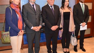 محافظ بورسعيد يستقبل السفير الإيطالي لمتابعة مشروعات التعاون بين المحافظة والجانب الإيطالي