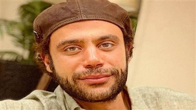 محمد إمام يطرح البوستر التشويقي لـ 