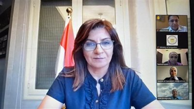 وزيرة الهجرة تعقد اجتماعات تنسيقية مع الخبراء المشاركين في عدة جلسات مؤتمر 