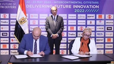 وزير الاتصالات يفتتح أعمال الدورة الرابعة لقمة مستقبل صناعة مراكز البيانات العملاقة (صور)