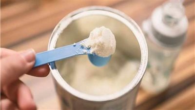 لحل أزمة لبن الأطفال ..أمريكا تستعين بـ«حليب الماعز» 