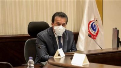 وزير التعليم العالى: لا صحة لفرض رسوم ضريبية على الطلاب