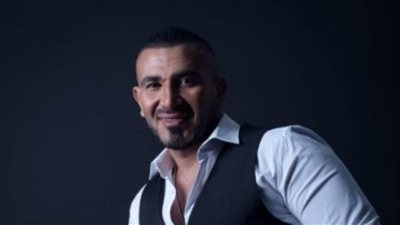 أحمد سعد يكشف سبب ظهوره بحظاظة ووشم أثناء تأدية مناسك العمرة