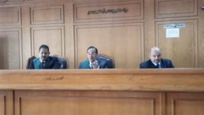 المشدد 10 سنوات لخريج زراعة بالصف عمل طبيب نساء 7سنوات وأجرى عمليات ولادة