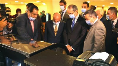 وزير العدل يفتتح أول فرع توثيق مسائي داخل شركة اتصالات مصر بالنزهة