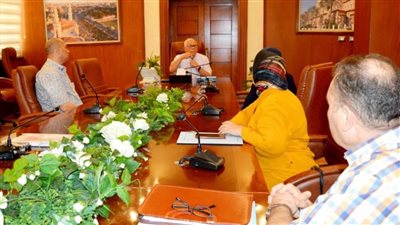 محافظ بورسعيد يتابع مستجدات العمل بالأسواق الجديدة ببورسعيد