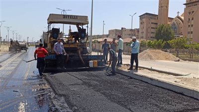 محافظ بورسعيد:استمرار أعمال تطوير ورصف شارع السيد سرحان بحي الزهور
