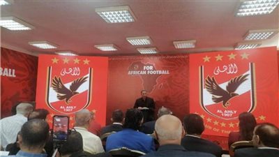 محمود الخطيب يوجة رسالة نارية للمسئولين وجماهير الأهلي  .. تعرف عليها 