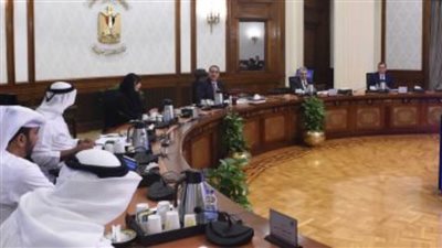 رئيس الوزراء يتابع جهود التعاون مع الإمارات وزيادة الاستثمارات المشتركة