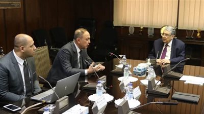 وزير الكهرباء يستقبل رئيسي «الفنار السعودية» و«الفنار العالمية» لبحث التعاون المستقبلي 