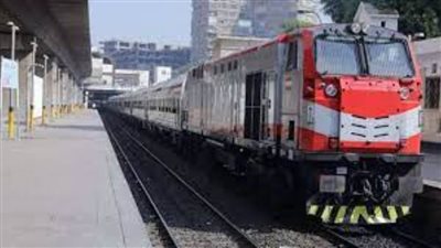 وزارة النقل تناشد المواطنين بعدم إلقاء المخلفات والقمامة على شريط السكك الحديدية