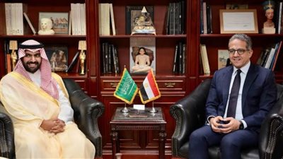 خالد العناني يلتقي وزير الثقافة السعودي لبحث التعاون الأثري
