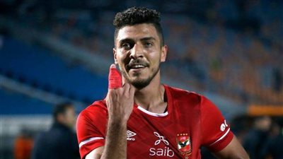 الشوط الأول.. الأهلي يتقدم على الزمالك بهدف محمد شريف