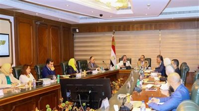 وزير الطيران المدني: توفير كافة التسهيلات والخدمات لإنجاح قمة المناخ بما يليق بمصر الحديثة (صور)