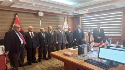 اللجنة المُختصة بترشيح رؤساء الجامعات تواصل أعمالها بمقابلة المُرشحين لمنصب رئيس جامعة المنيا (صور)