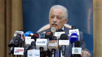 التعليم: لا يجوز لخريجى الآداب ودار العلوم والدراسات التقديم لـ30 ألف معلم