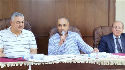 وكيل صحة الغربية يعقد اجتماعاً مع مجلس أقسام الجراحه بمستشفي المنشاوي العام (صور)