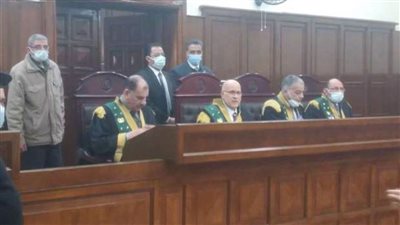 تأجيل محاكمة 53 متهما في قضية الاستيلاء على المواد البترولية لـ27 أغسطس