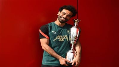 محمد صلاح يجدد تعاقده مع ليفربول حتى 2025