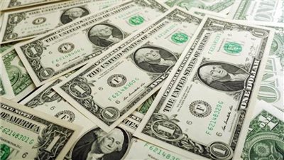 انخفاض سعر الدولار في البنوك المحلية خلال تعاملات اليوم 4 يوليو 