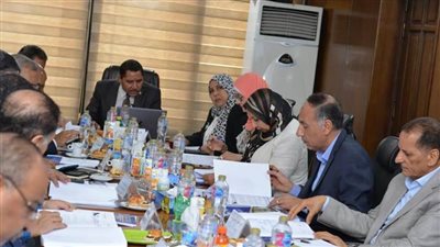 د. خالد عبدالغفار يستعرض تقريرًا عن اجتماع مجلس إدارة الهيئة القومية للاستشعار من البُعد