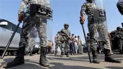 إسرائيل تعلن عن تسهيلات للفلسطينيين عشية زيارة بايدن