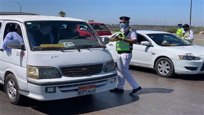 حملات مرورية لرصد مخالفات السيارات بمحاور القاهرة والجيزة