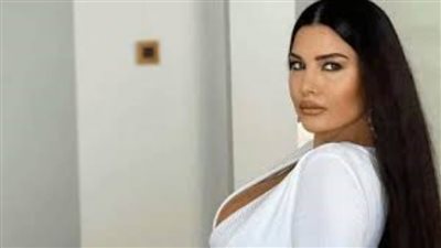 لاميتا فرنجية تخطف الأنظار في أحدث جلسة تصوير | صورة