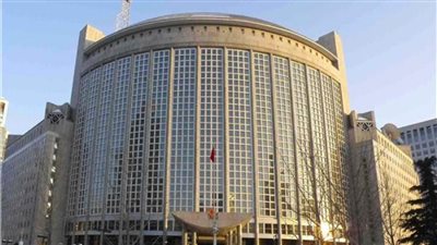 وزارة الخارجية الصينية تعترض لفرض عقوبات على مبيعات النفط الروسي» 