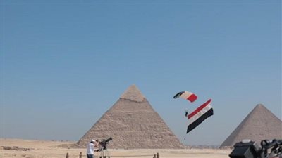وزير السياحة يشهد العرض الجوي Pyramids Air Show 2022 بمنطقة أهرامات الجيزة (صور)