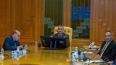 وزير الإنتاج الحربي: حريصون على تنفيذ التوجيهات الرئاسية بتوطين الصناعة (صور)
