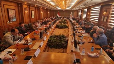 د. خالد عبد الغفار يستعرض تقريرًا عن اجتماع المجلس الأعلى لشئون التعليم والطلاب (صور)