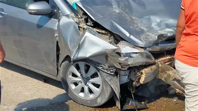 إصابة 5 أشخاص فى حادث تصادم سيارتين على محور الأوتوستراد