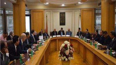 «التموين» و«غرفة القاهرة» يستعرضان خطة تنظيم معرض «أهلًا مدارس» 