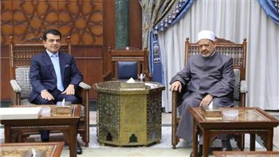 الإمام الأكبر: محاولات القضاء على الشرق ثقافيًا تبدأ من زعزعة اللغة العربية 