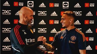 رسميا.. مانشستر يونايتد يعلن التعاقد مع أنتوني 