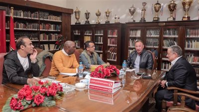 الأهلي يقبل استقالة شركة الكرة برئاسة ياسين منصور