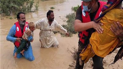 الحكومة الباكستانية تناشد العالم مساعدتها على مواجهة تداعيات الفيضانات 