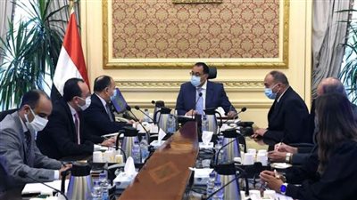 إجراءات توفير التمويل اللازم للسلع الاستراتيجية وبرامج الحماية الاجتماعية