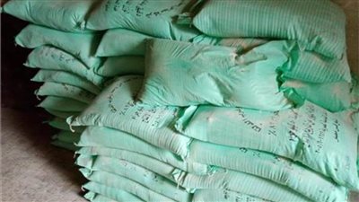 ضبط 6,5 طن دقيق بلدي قبل بيعها بالسوق السوداء في الجيزة 