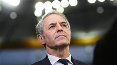 في هذا الموعد.. السويسري كولر مدرب الأهلي الجديد يصل إلى القاهرة