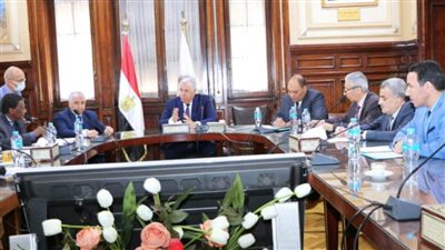 وزير الزراعة يبحث مع وفد المركز الدولي للأسماك تعزيز التعاون المشترك بين الجانبين (صور)