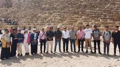 وزارة السياحة والآثار تنظم برنامجاً سياحياً لمجموعة من طلاب أوائل الثانوية العامة