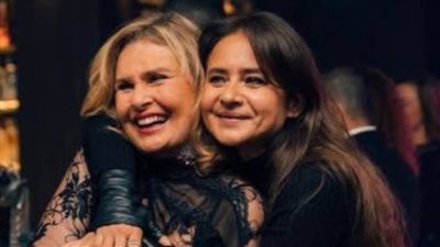 يسرا ونيللى كريم يصوران 