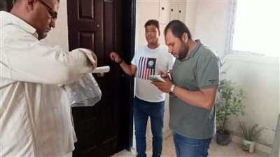 حملات ضبطية قضائية على الوحدات المخالفة بمدينتي بدر والعبور الجديدة (صور)